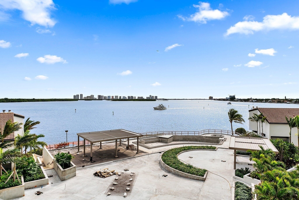 100 Lakeshore Drive - Photo 11