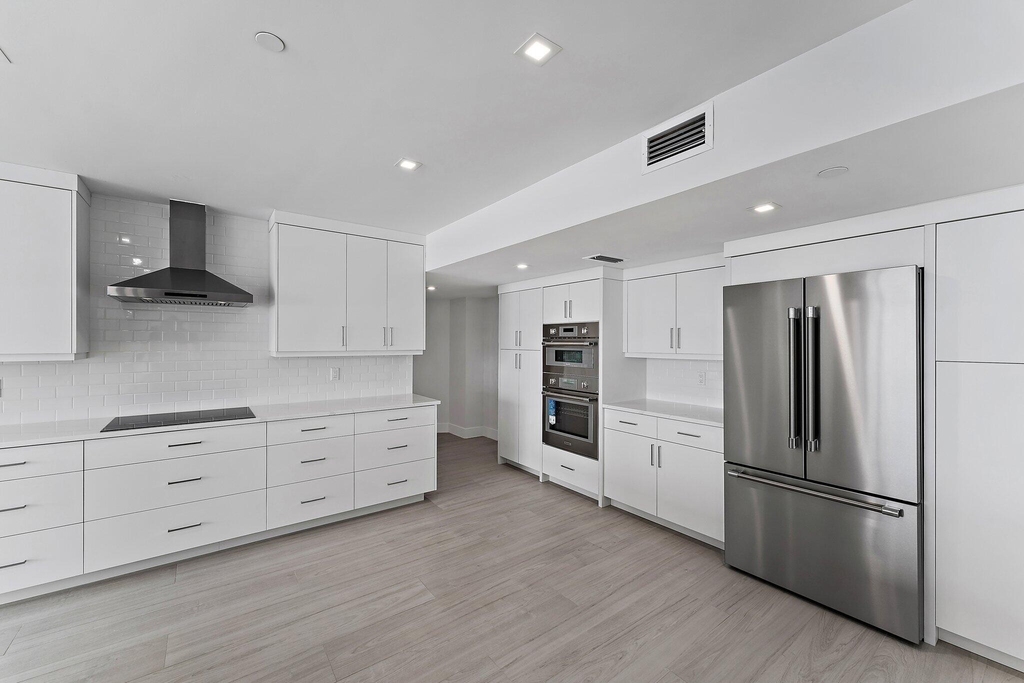 100 Lakeshore Drive - Photo 17