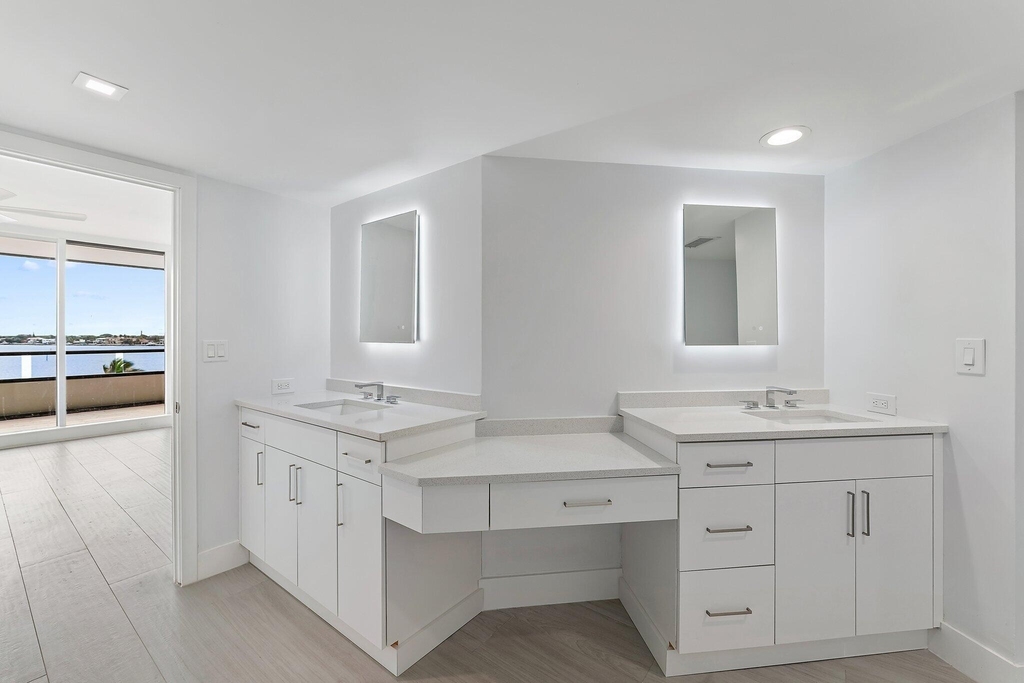 100 Lakeshore Drive - Photo 8