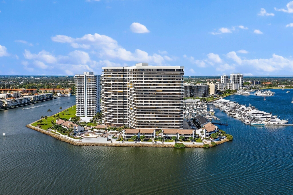 100 Lakeshore Drive - Photo 53
