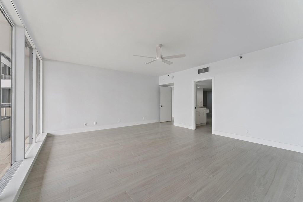 100 Lakeshore Drive - Photo 29