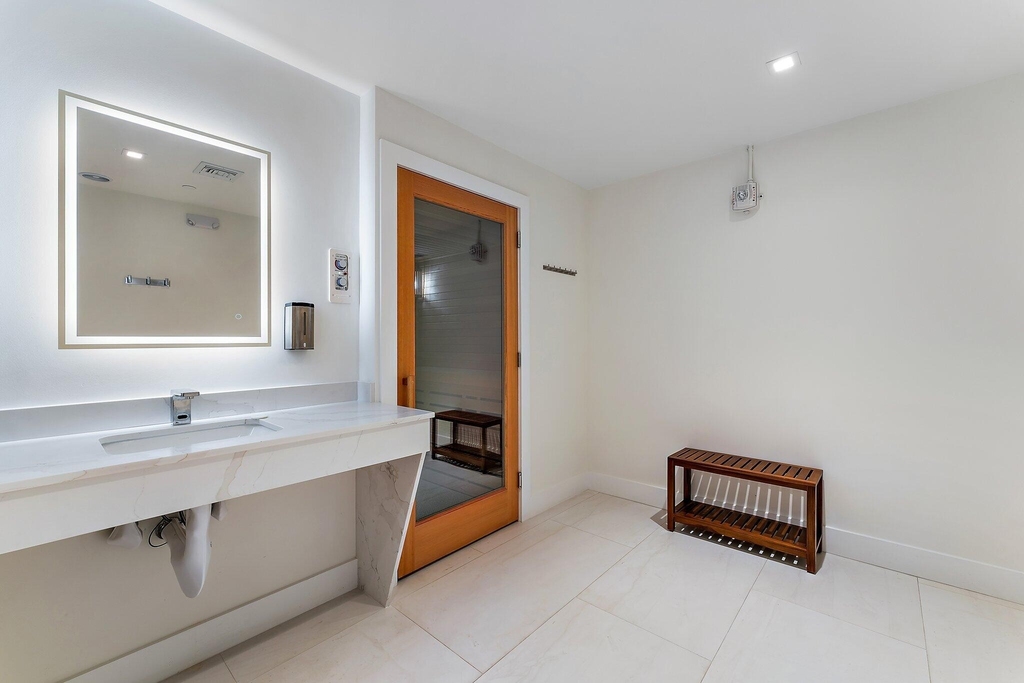 100 Lakeshore Drive - Photo 45