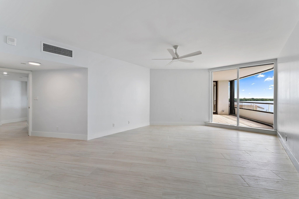 100 Lakeshore Drive - Photo 13