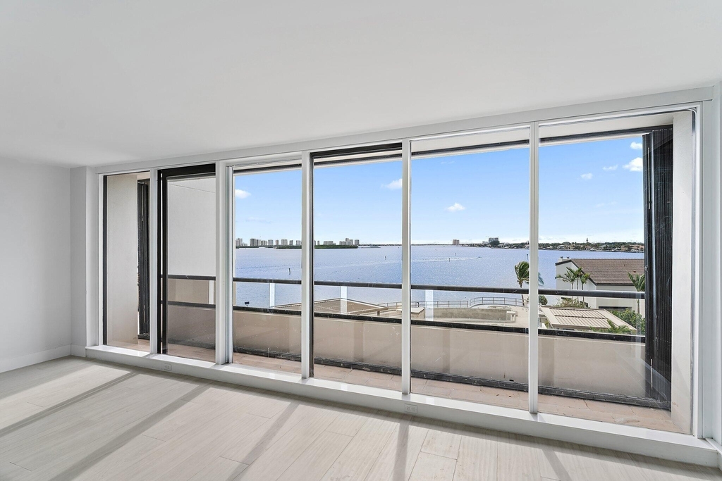 100 Lakeshore Drive - Photo 23