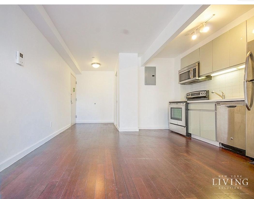 286 Stanhope Street - Photo 8