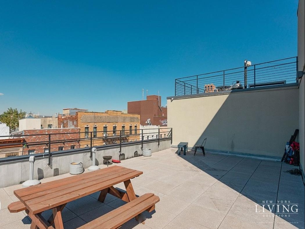 286 Stanhope Street - Photo 11