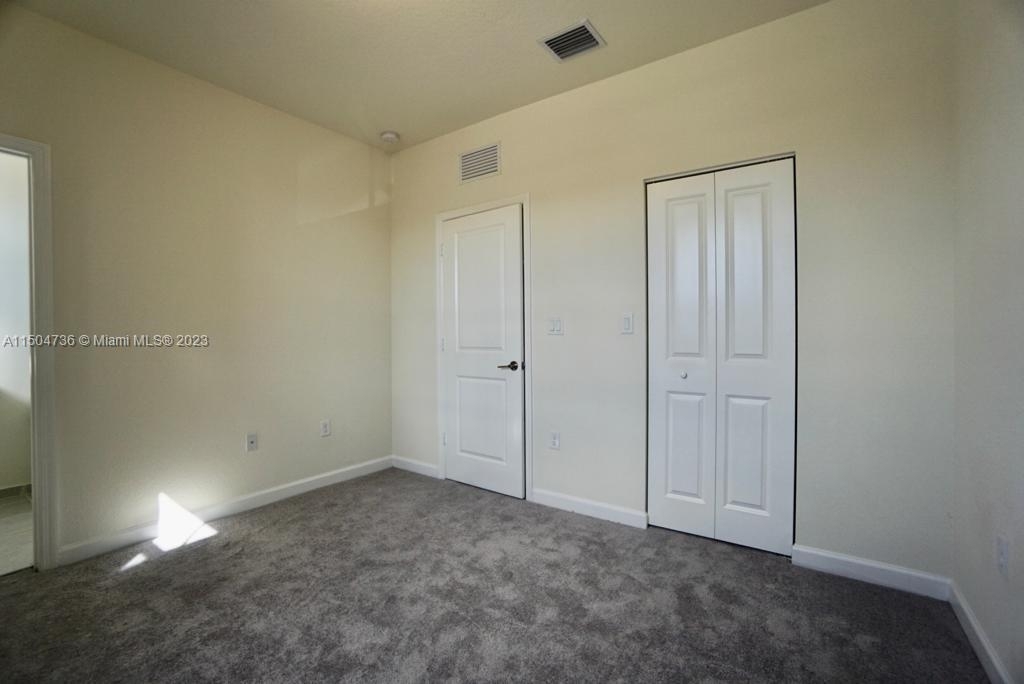 3432 W 113 Street - Photo 5