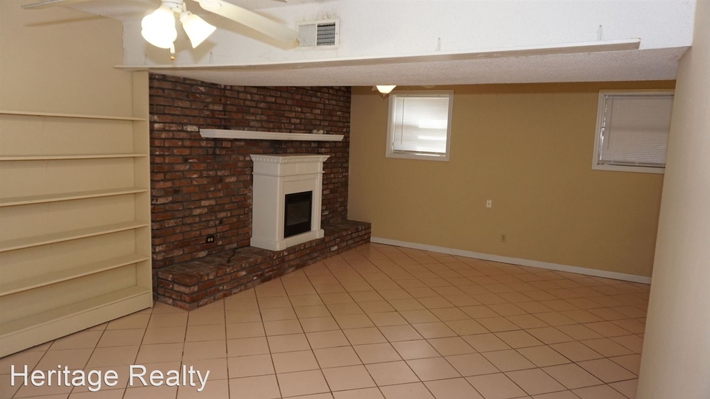 5600 Outer Drive - Photo 32