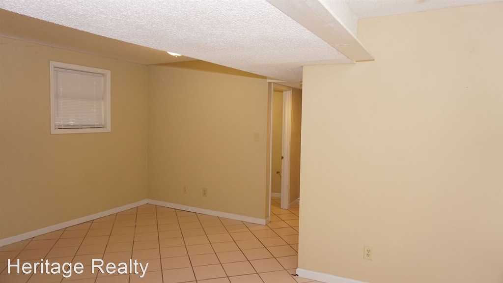 5600 Outer Drive - Photo 37