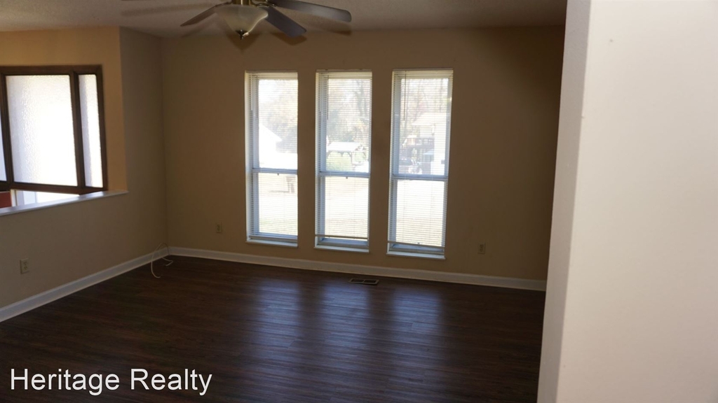 5600 Outer Drive - Photo 27