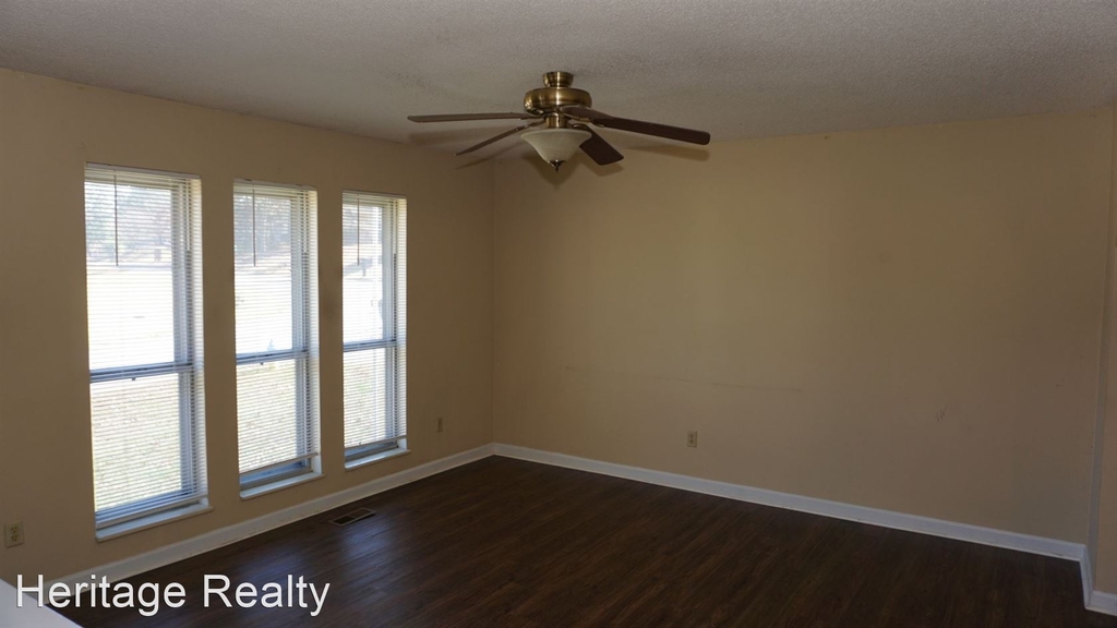 5600 Outer Drive - Photo 24