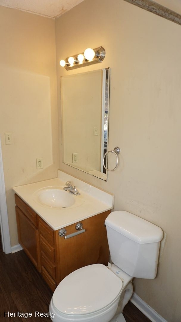 5600 Outer Drive - Photo 7