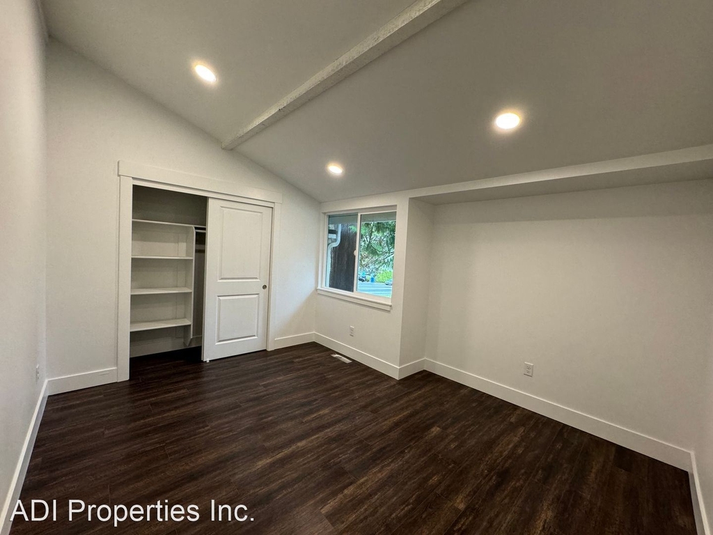 10054 Sw 35th Ave - Photo 7