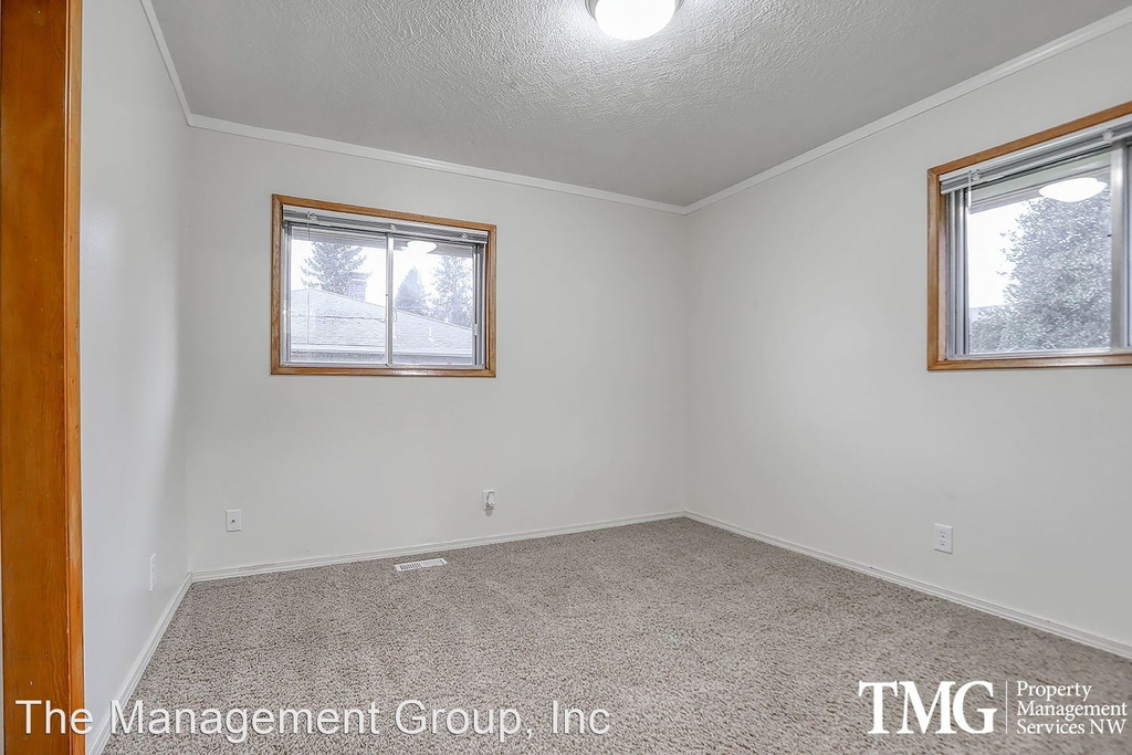 4001 Gifford Place - Photo 11