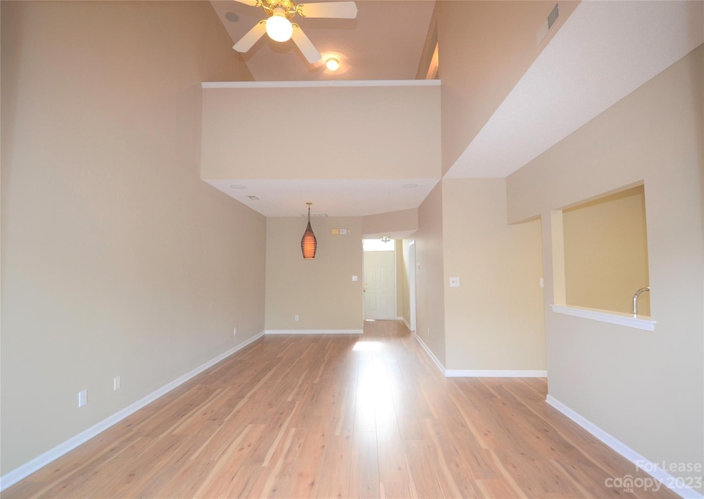 8944 Cinnabay Drive - Photo 4