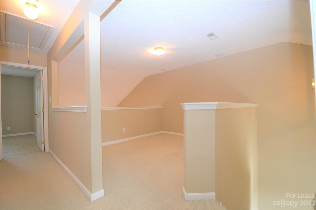 8944 Cinnabay Drive - Photo 15