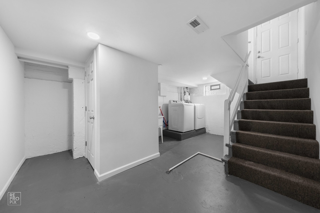 12231 S Loomis Street - Photo 7