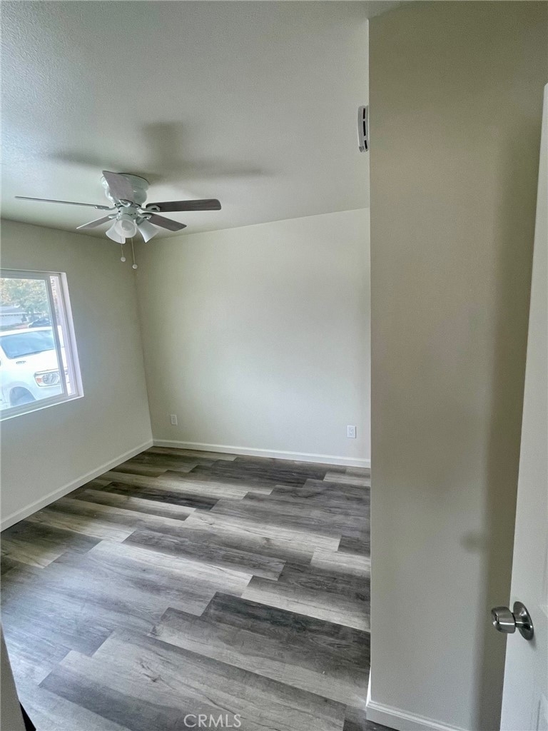 25041 Fern Avenue - Photo 12