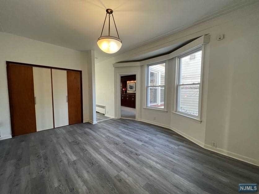 7523 Broadway - Photo 5