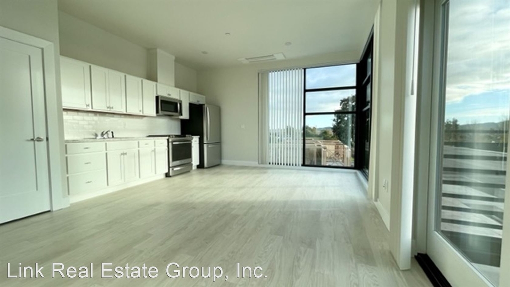 3680 Broad Street - Photo 1