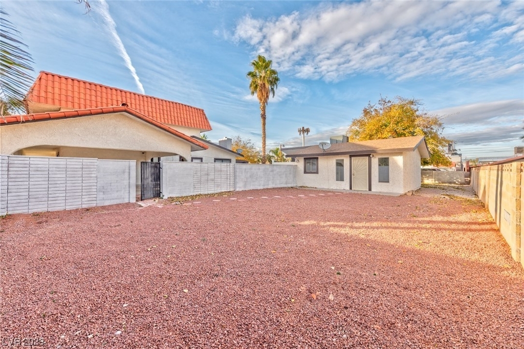 6550 Laredo Street - Photo 28