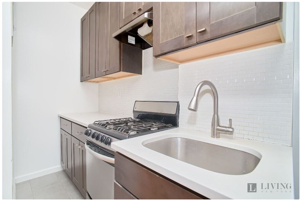 35-05 94th Street - Photo 5