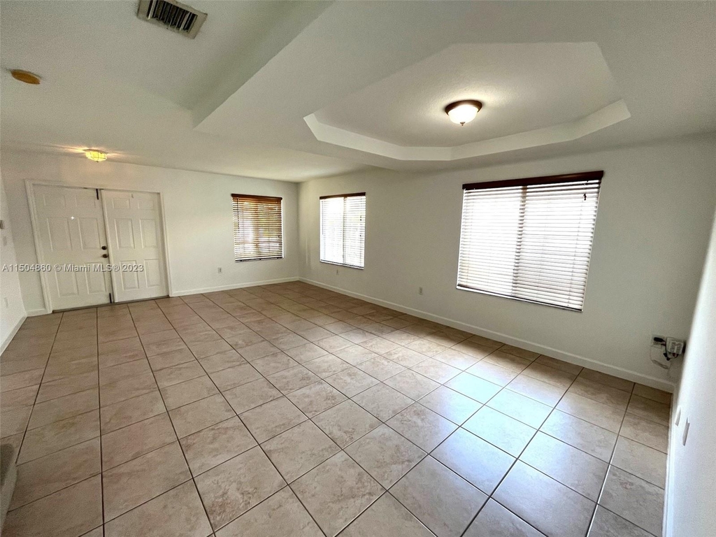 14041 Sw 155th Ct - Photo 2