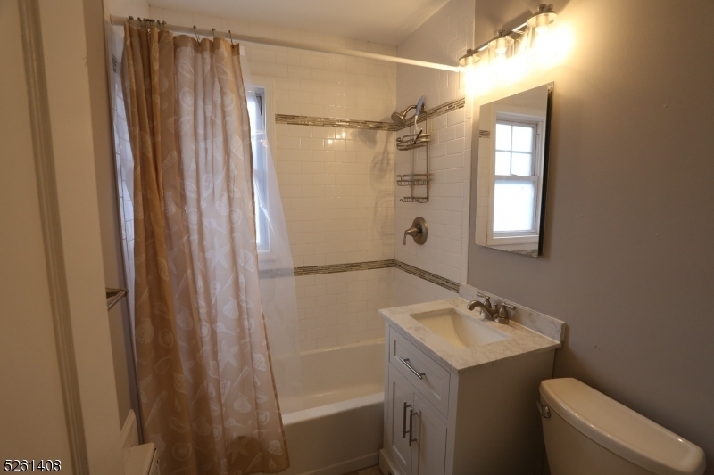 176 Millburn Ave - Photo 8