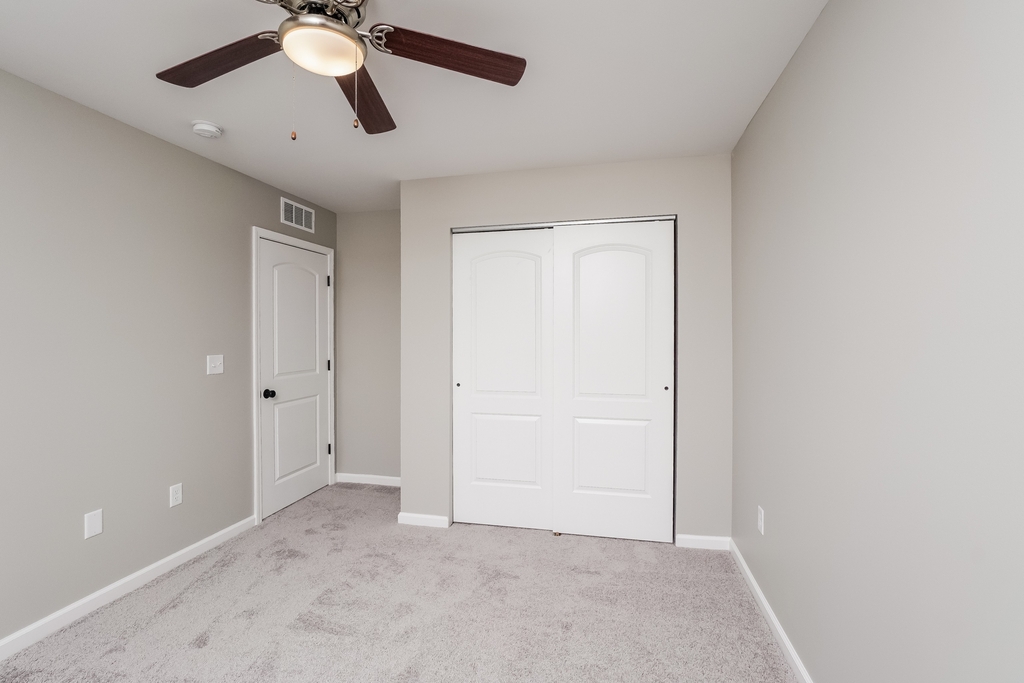 2070 N Sarah Drive - Photo 8