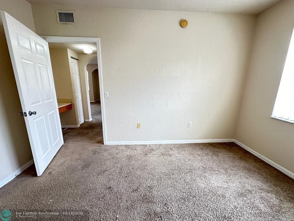 1805 Belmont Ln - Photo 13