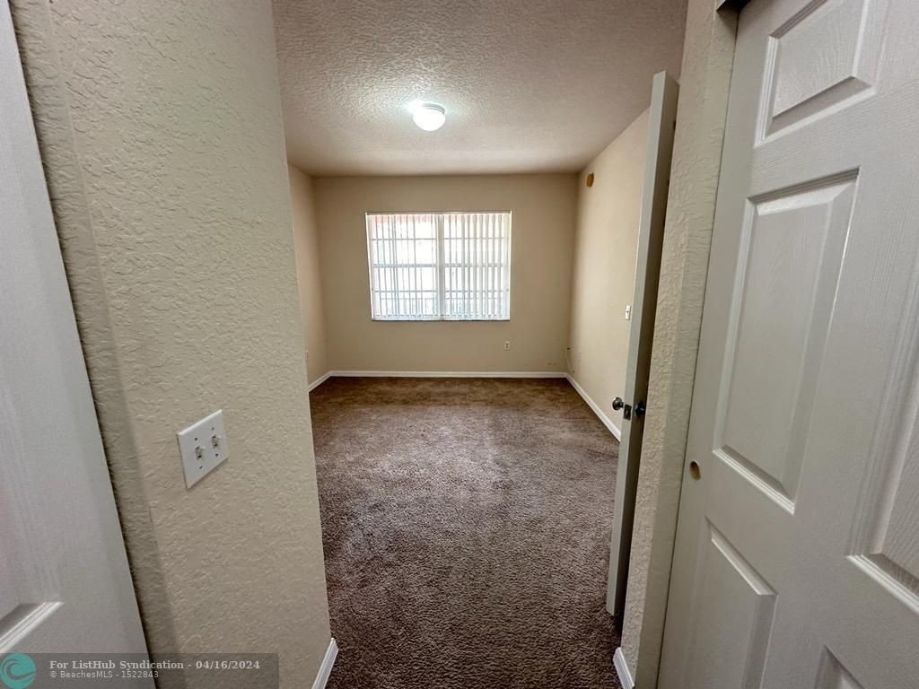 1805 Belmont Ln - Photo 11