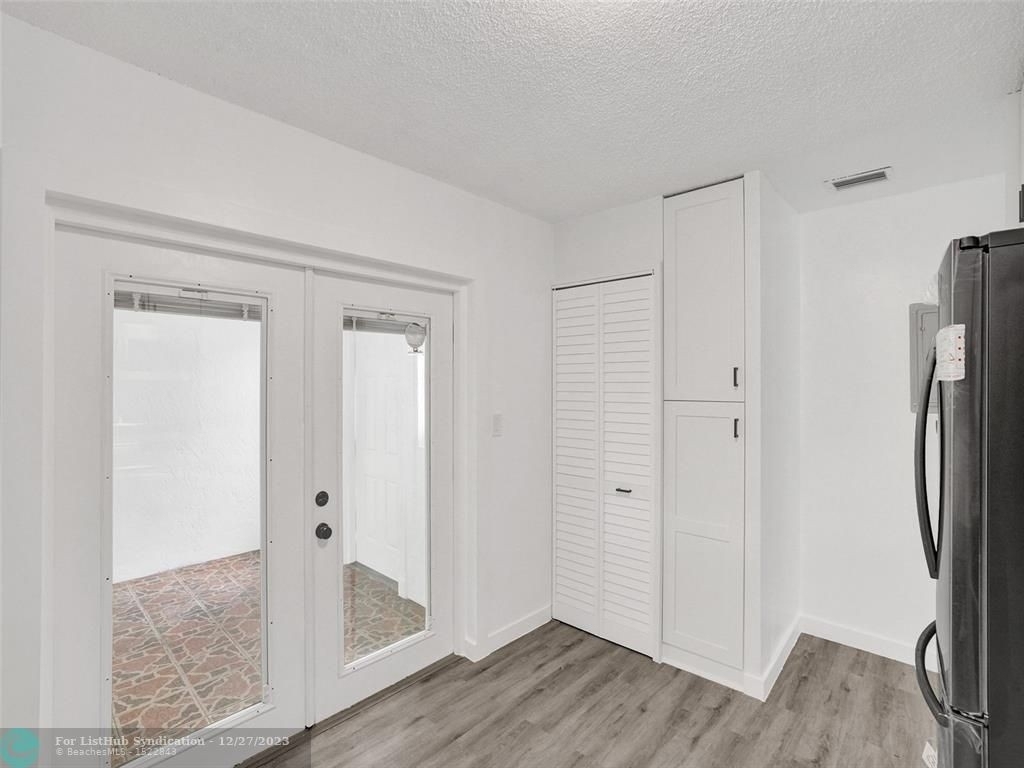 2241 Nw 55th Ave - Photo 14