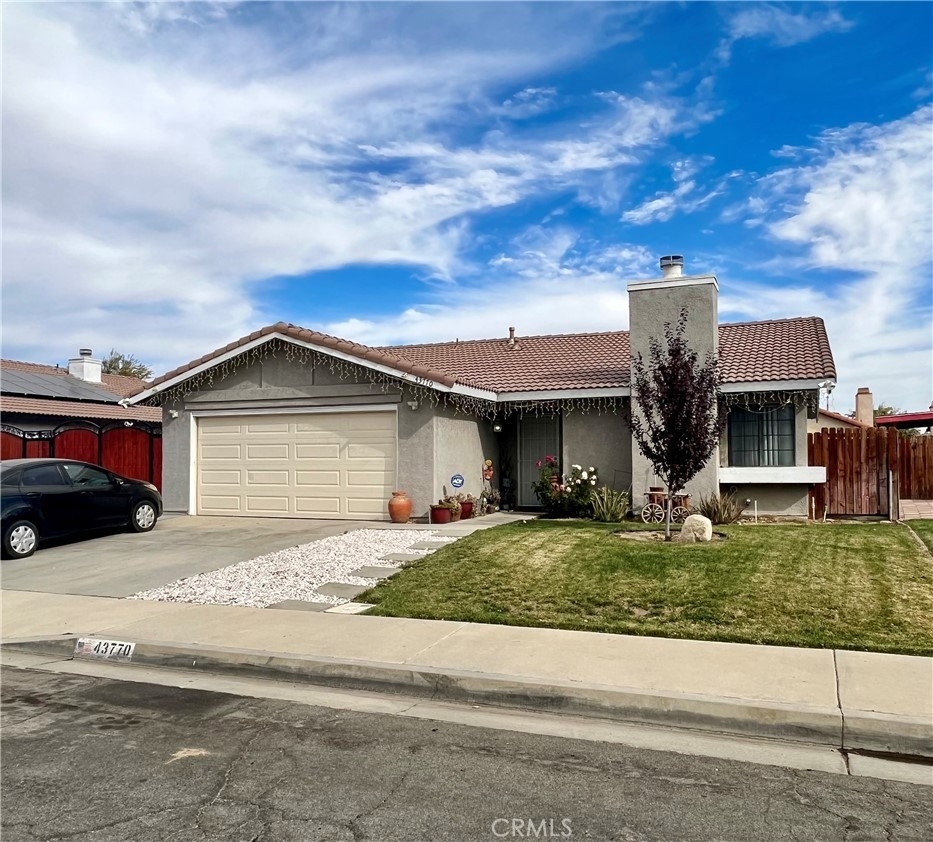 43770 Santa Rosa Circle - Photo 0