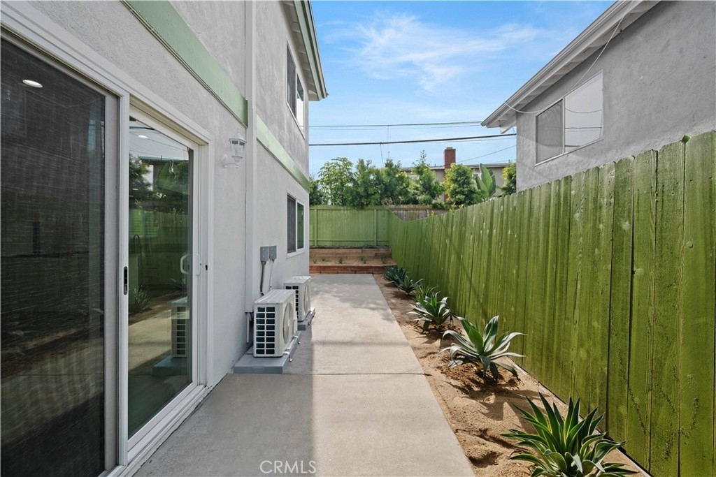 1104 Opal Street - Photo 26