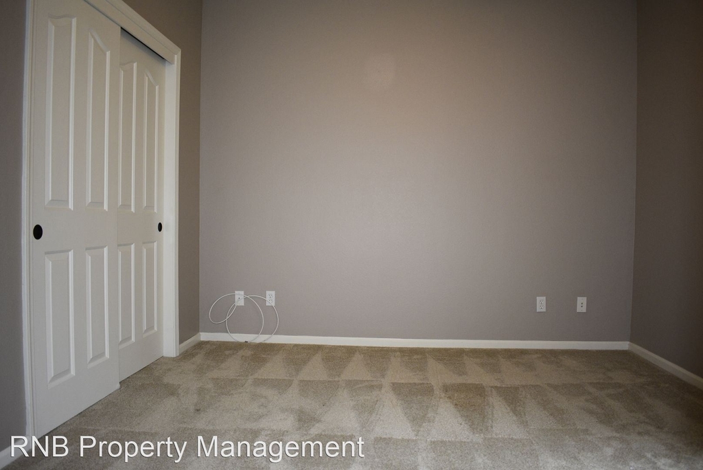 2819 Hillcrest Road - Photo 8