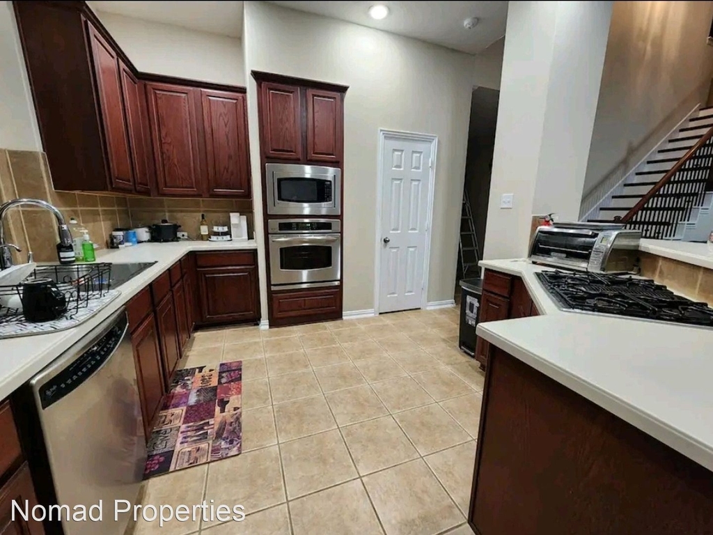 14243 Ingham Ct - Photo 6