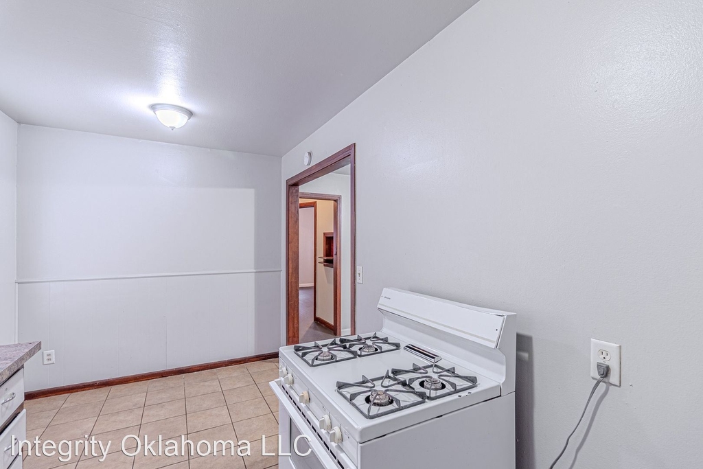6901 Nw 57th - Photo 56