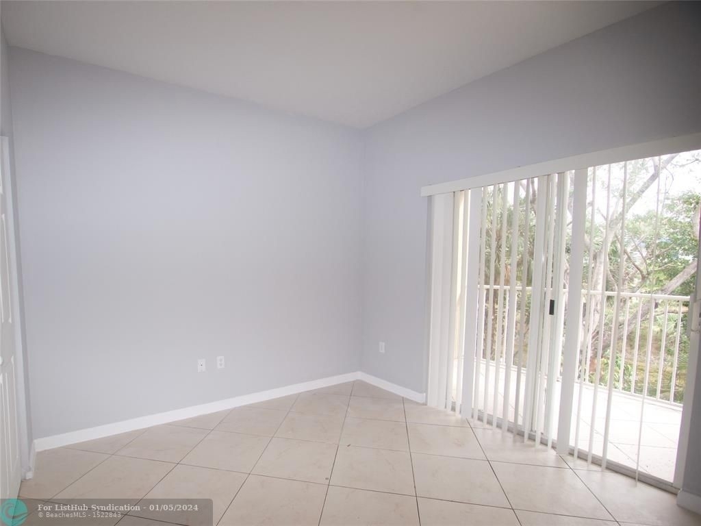 2941 Riverside Dr - Photo 19