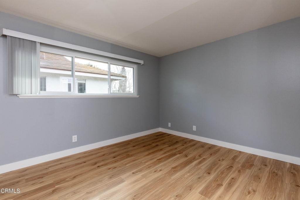 2505 Bayshore Avenue - Photo 8