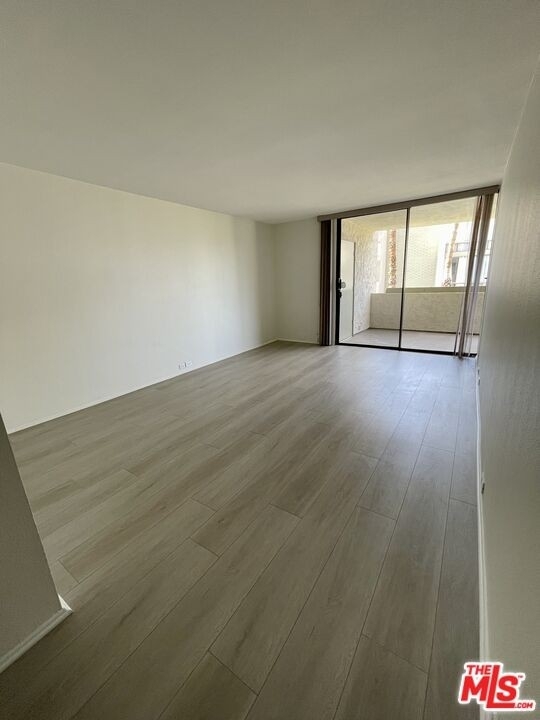 261 E La Verne Way - Photo 5