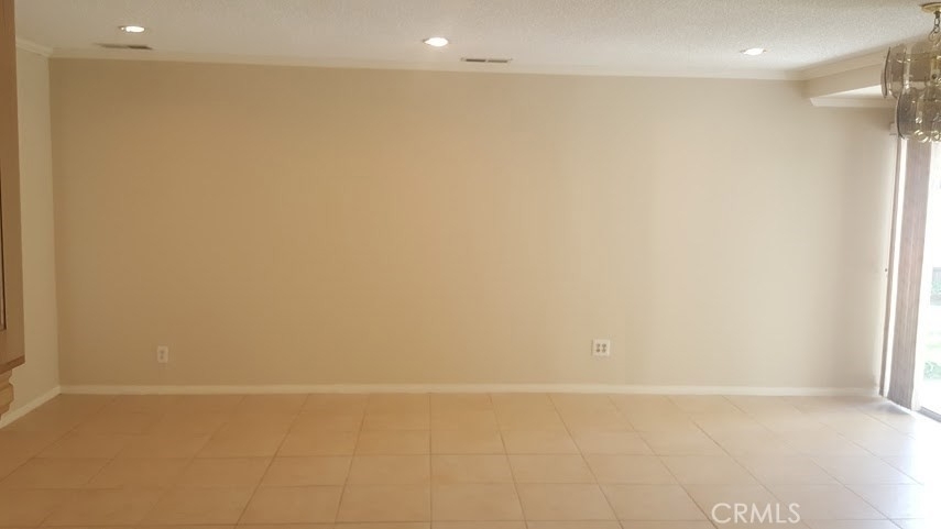 7921 Aura Avenue - Photo 3