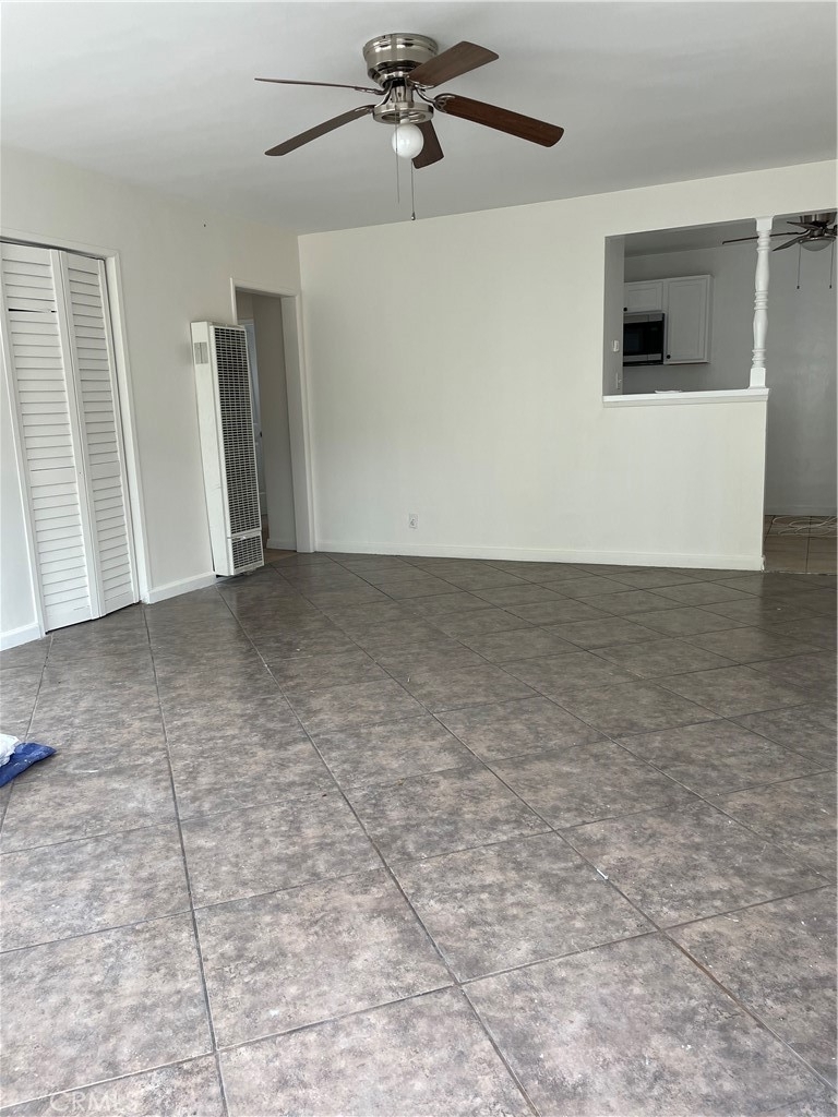 1345 Anaheim Street - Photo 8