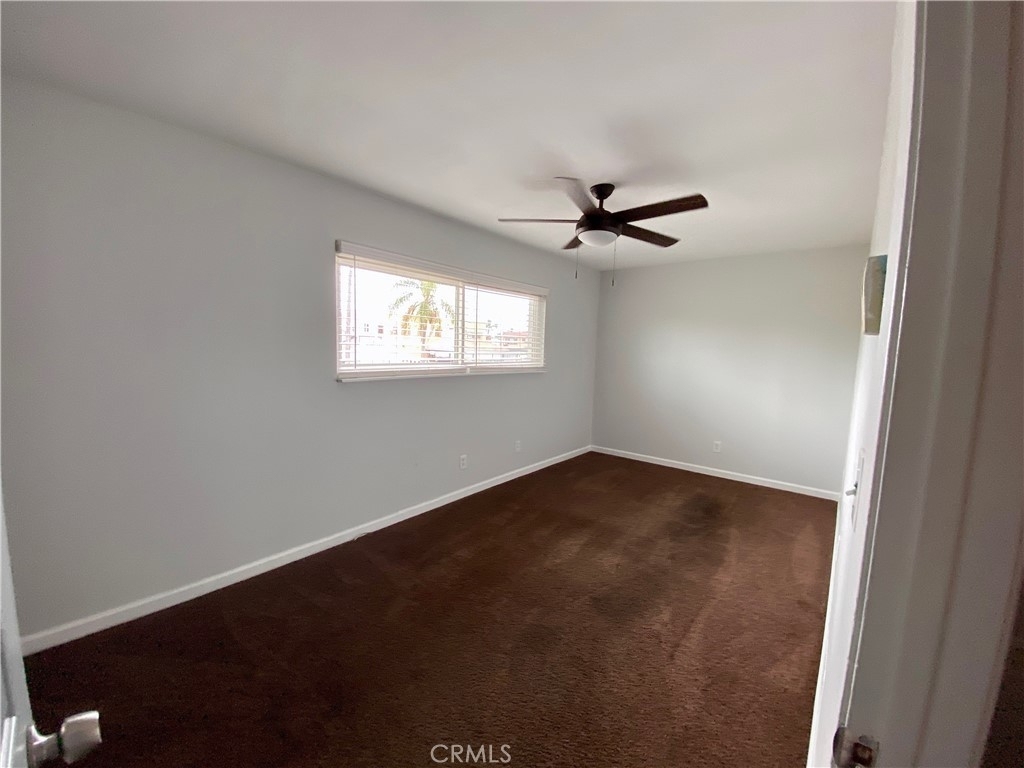 725 Coronado Avenue - Photo 8