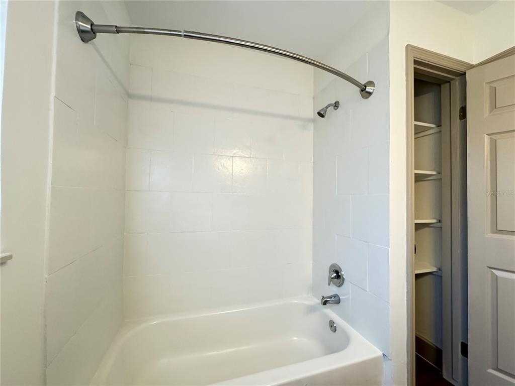 922 Eldridge Street - Photo 11