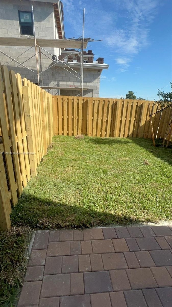 12725 Sw 234th Ter - Photo 1