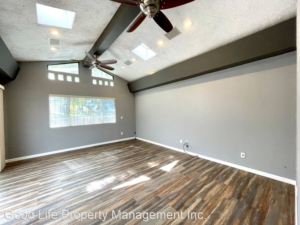 4606 Vandever Ave - Photo 6