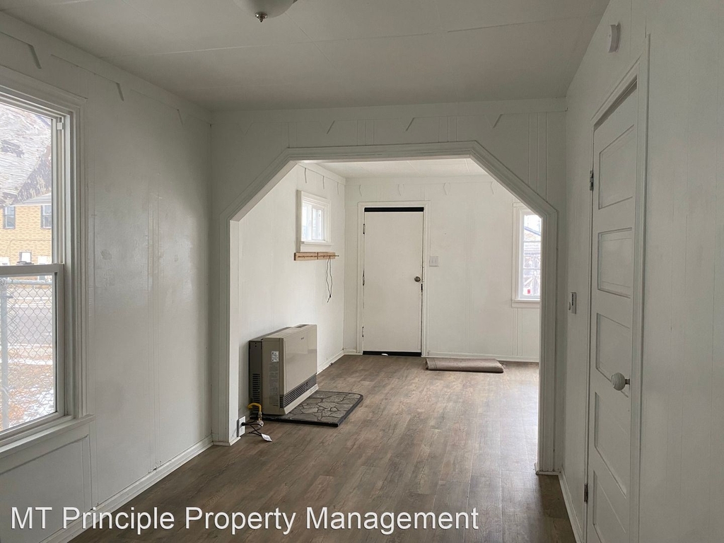 310 Chestnut - Photo 1