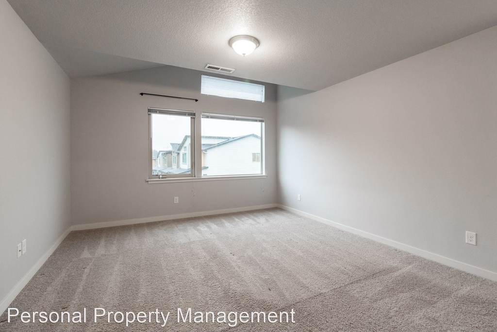 3544 Ne 61st Way - Photo 15