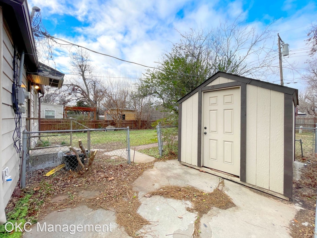 4605 N. Hammond Ave - Photo 25