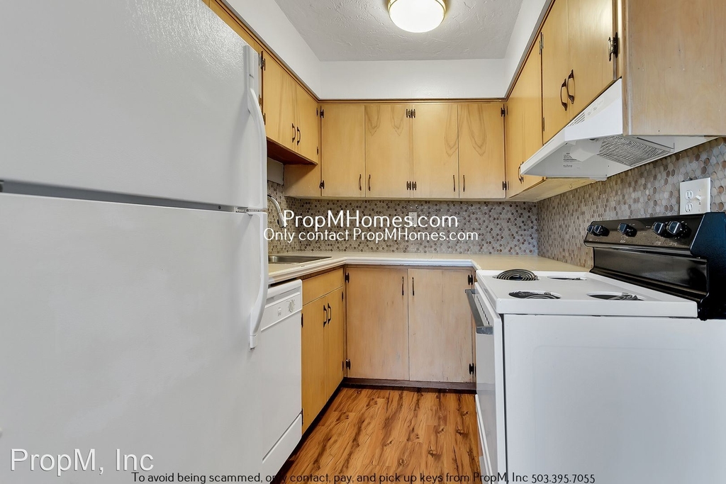 12345 Sw Hall Blvd - Photo 18